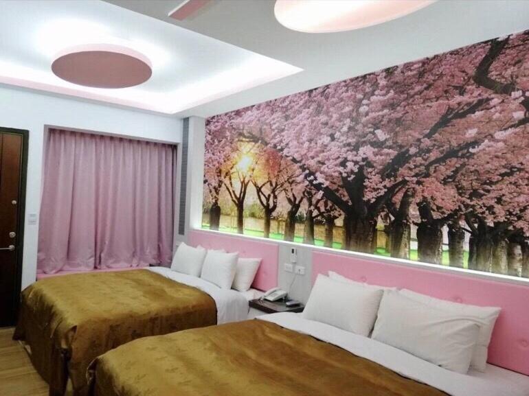 Cherry Blossom Motel Puli Extérieur photo